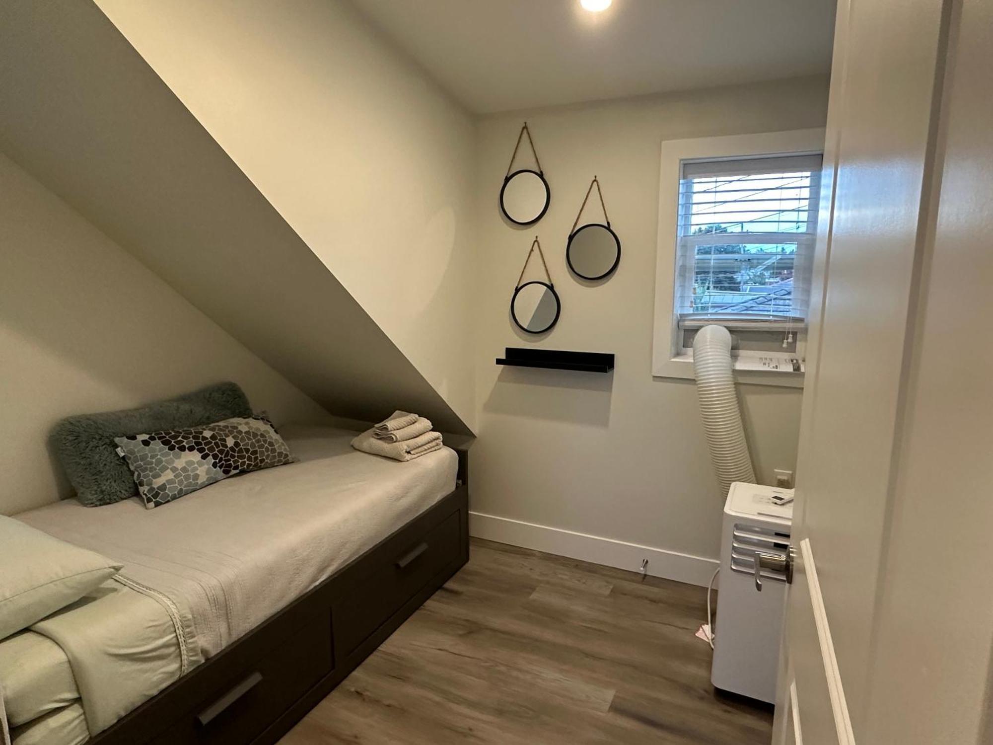 Bright And Cozy Modern Home In Vancouver - Central To Yvr-Downtown - Free Private Parking 외부 사진